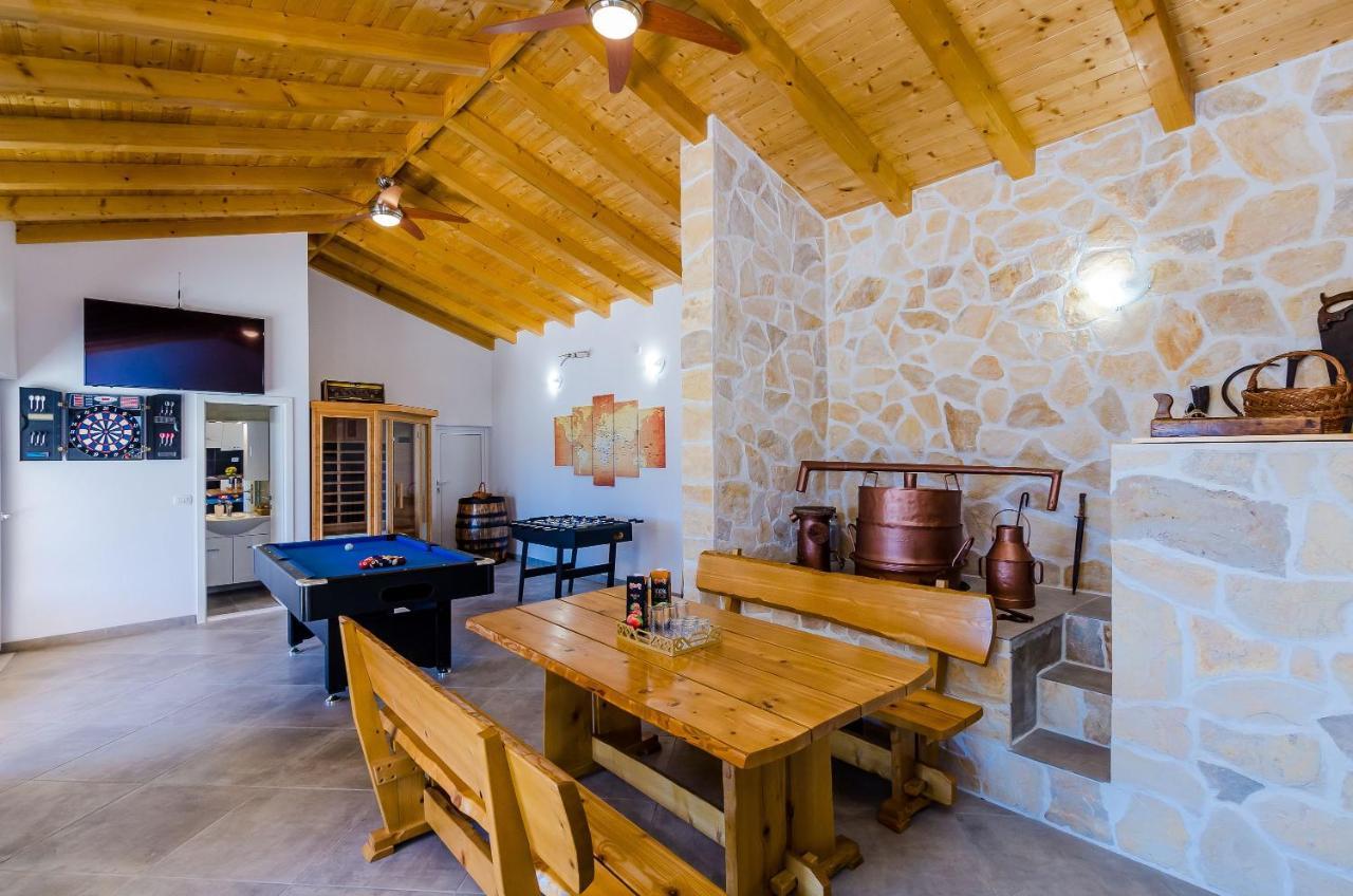 Villa Mateo With Private Pool Gruda Bagian luar foto